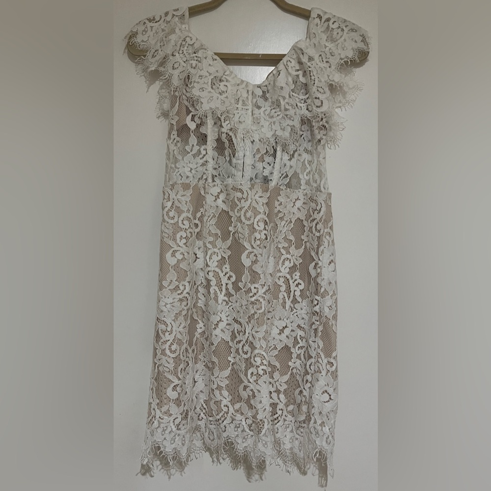 Women’s NBD x NAVEN Elegant Lace Overlay Dress
